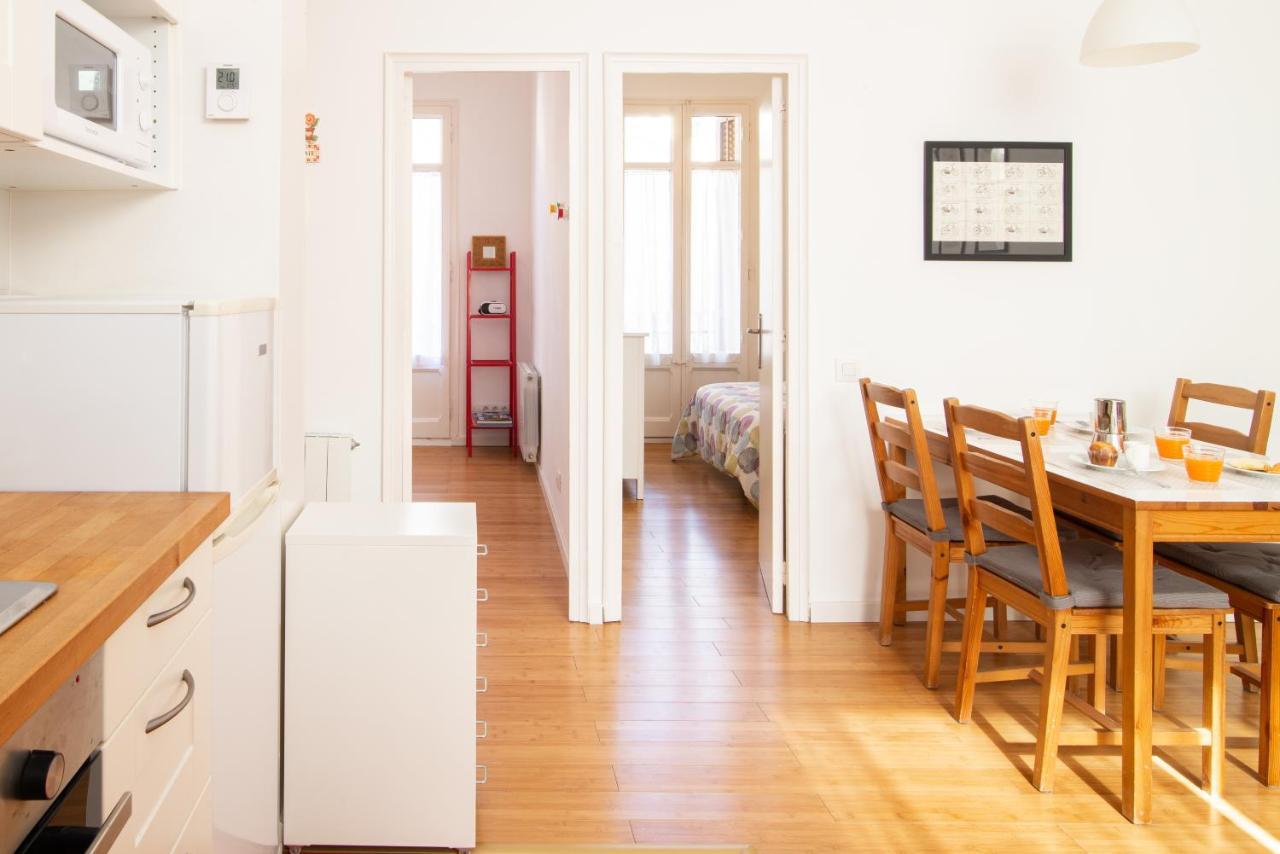 Barcelona Cozy Apartment Exteriör bild
