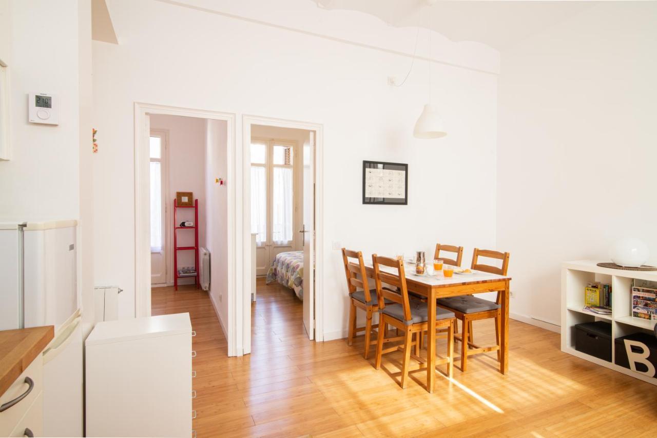 Barcelona Cozy Apartment Exteriör bild